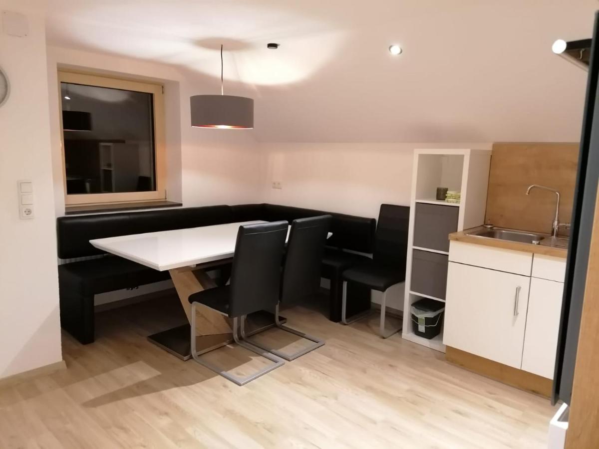 Haus Schloegl Apartment Pfunds Exterior foto